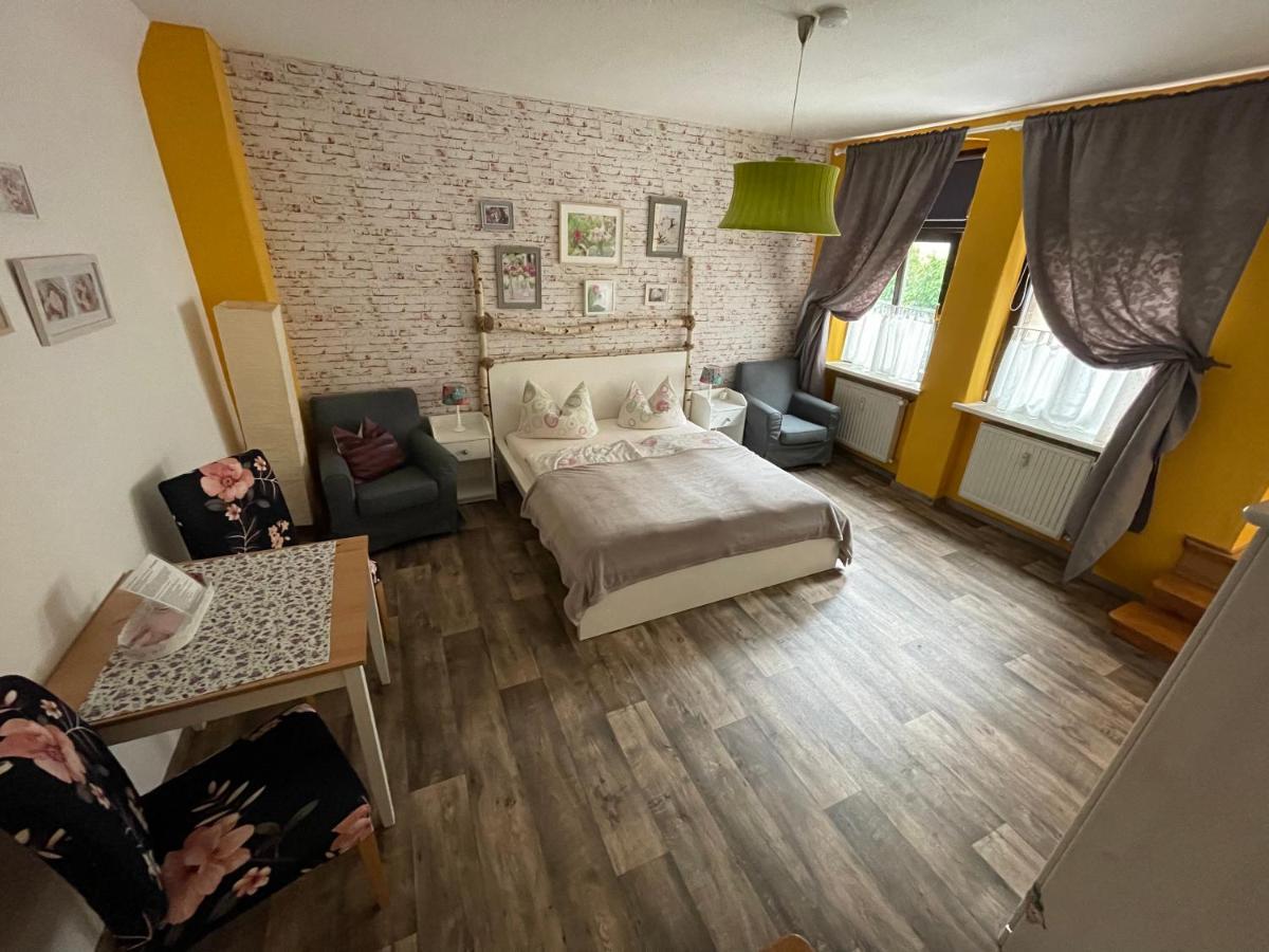 Pension Alt Naumburg Naumbourg Extérieur photo