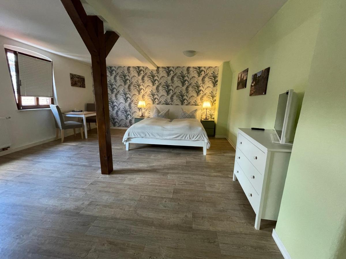Pension Alt Naumburg Naumbourg Extérieur photo