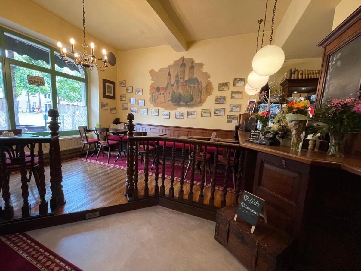 Pension Alt Naumburg Naumbourg Extérieur photo
